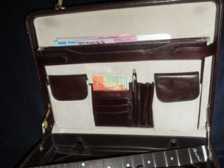 Rambler Classic Travel Guitar in Briefcase